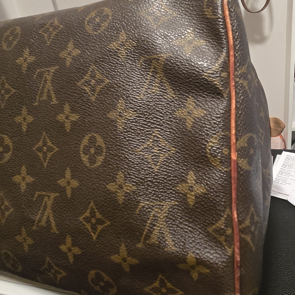 Authenthic Louis Vuitton Monogram Speedy 40. - Picture 5 of 16